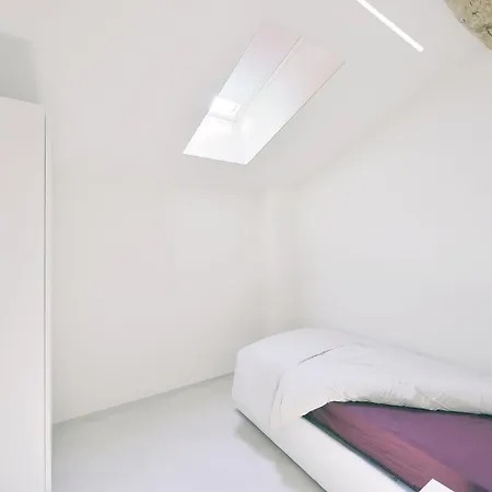 Cesare Apartment
